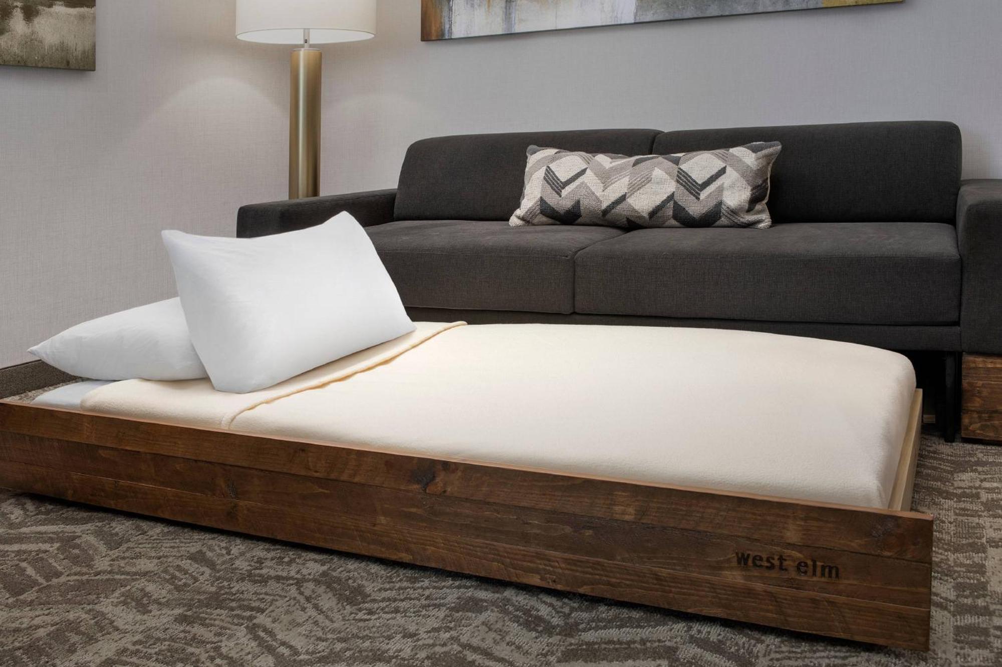 Springhill Suites Chesapeake Greenbrier Экстерьер фото